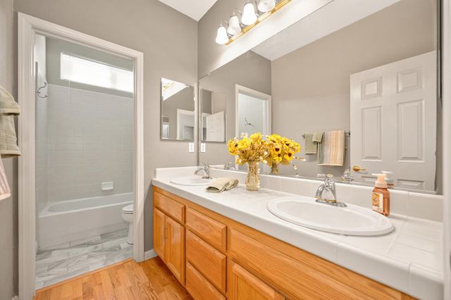 11566 Stonebrook Dr, Auburn, CA 95603