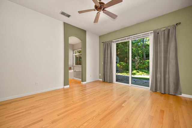 11566 Stonebrook Dr, Auburn, CA 95603