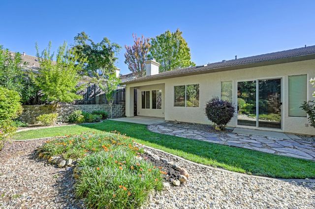 11566 Stonebrook Dr, Auburn, CA 95603