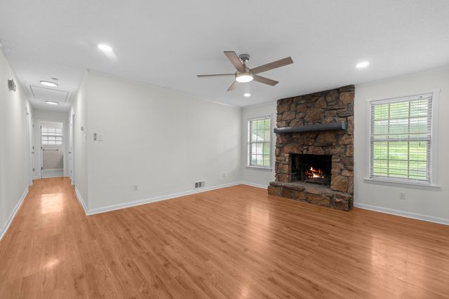 499 DUSCOE ST, Collierville, TN 38017
