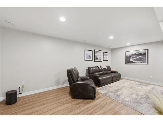 868 Brady Lane, New Richmond, WI 54017