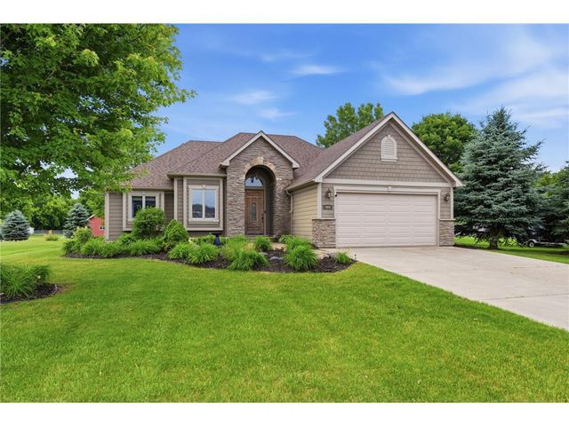 868 Brady Lane, New Richmond, WI 54017