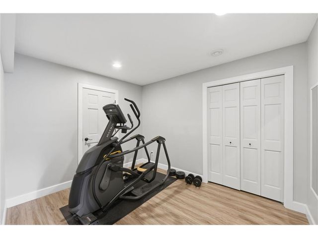 868 Brady Lane, New Richmond, WI 54017