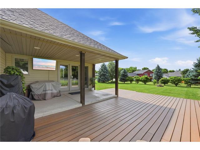 868 Brady Lane, New Richmond, WI 54017
