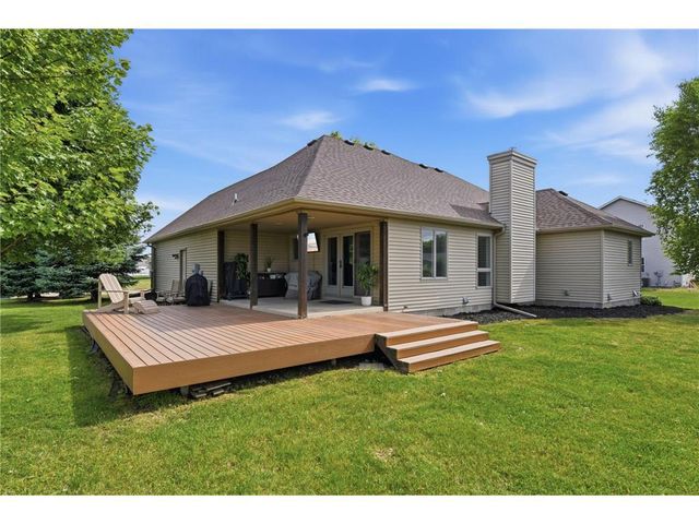 868 Brady Lane, New Richmond, WI 54017
