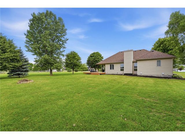 868 Brady Lane, New Richmond, WI 54017