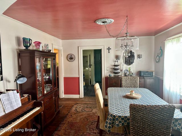 122 S Crestmoor Ave, Louisville, KY 40206