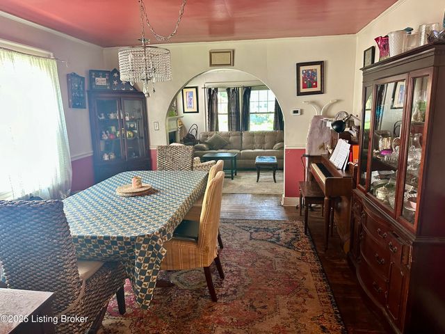 122 S Crestmoor Ave, Louisville, KY 40206