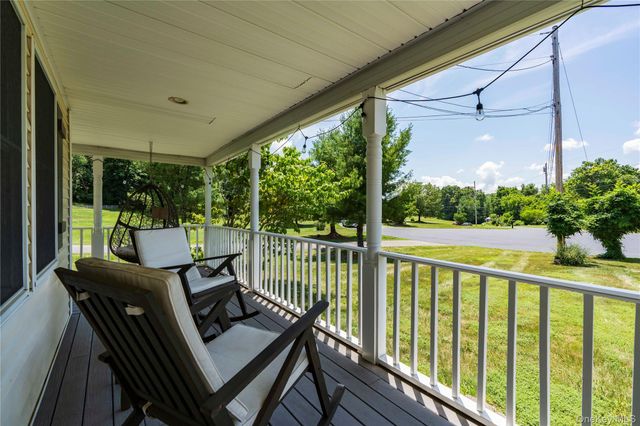 24 Robyn Drive, Marlboro, NY 12542