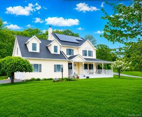 24 Robyn Drive, Marlboro, NY 12542