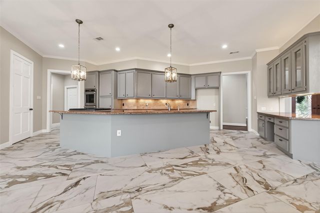 4910 Waterbeck Street Street, Fulshear, TX 77441