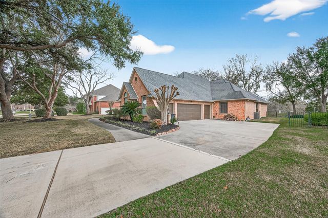 4910 Waterbeck Street Street, Fulshear, TX 77441