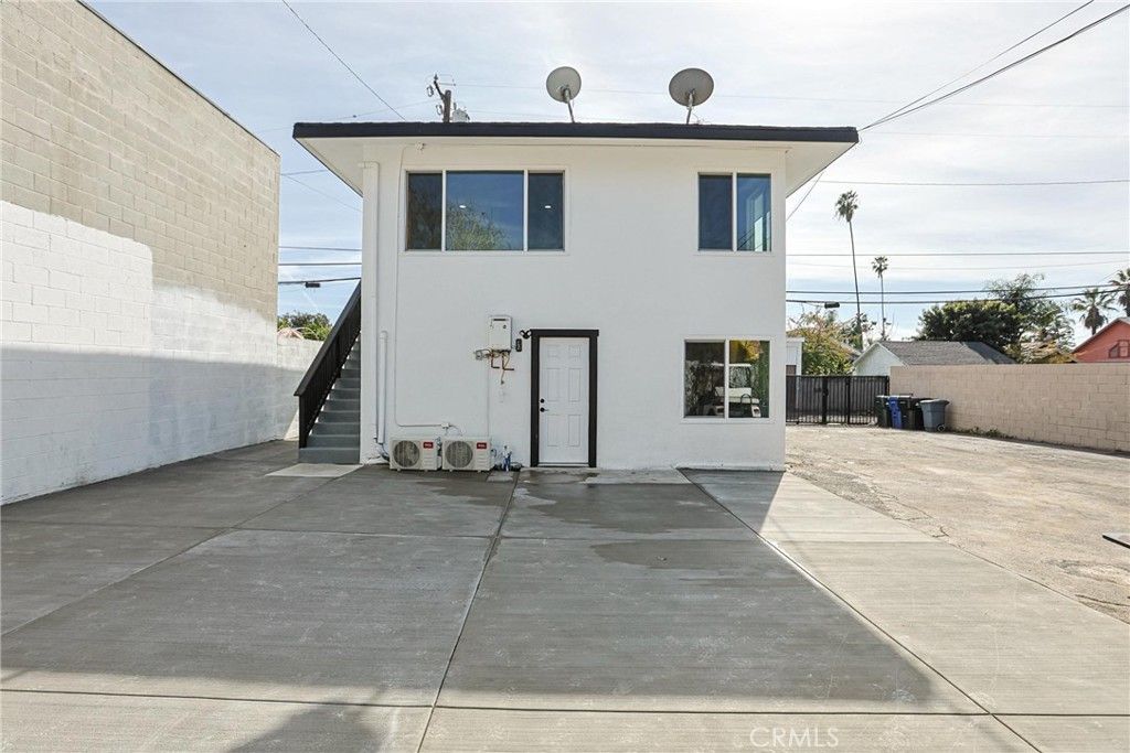 440 W Holt, Pomona, CA 91768 — photo 4