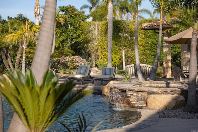 2953 Corte La Bella, Encinitas, CA 92024