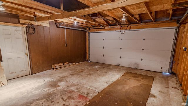 3962 E Lake Road 26 W, Monticello, IN 47960