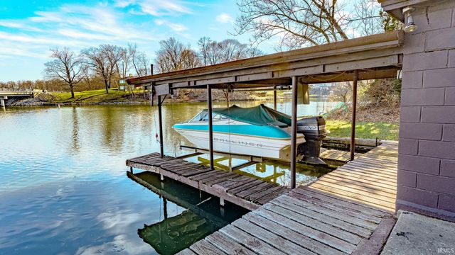 3962 E Lake Road 26 W, Monticello, IN 47960