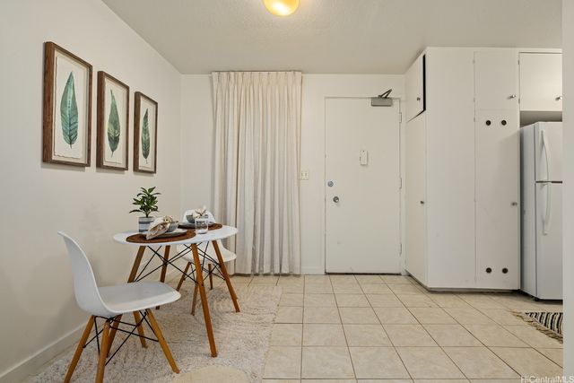 1610 Kanunu Street 306, Honolulu, HI 96814