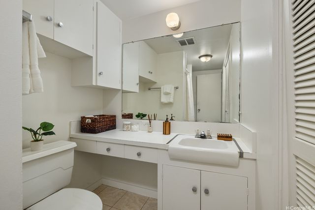 1610 Kanunu Street 306, Honolulu, HI 96814