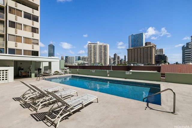 1610 Kanunu Street 306, Honolulu, HI 96814