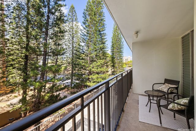 1610 Kanunu Street 306, Honolulu, HI 96814