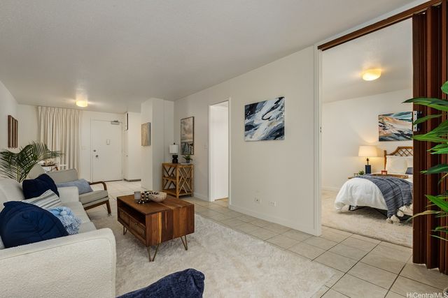 1610 Kanunu Street 306, Honolulu, HI 96814