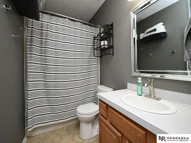 1631 W Plum, Lincoln, NE 68522