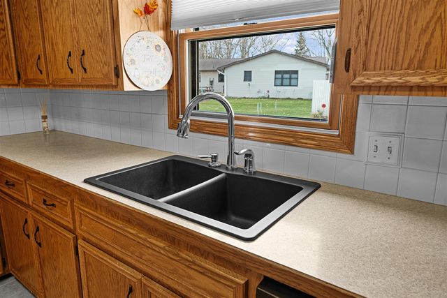 3031 Chamberlain Court, Grand Rapids, MI 49508