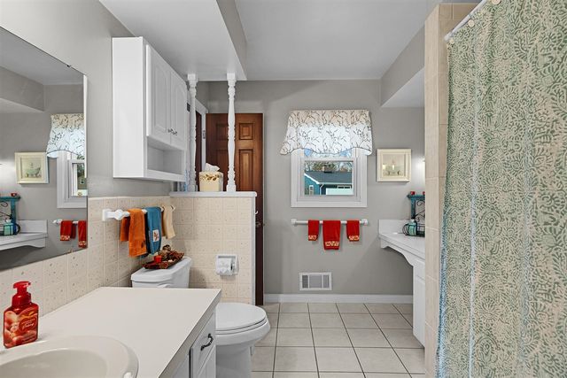 3031 Chamberlain Court, Grand Rapids, MI 49508