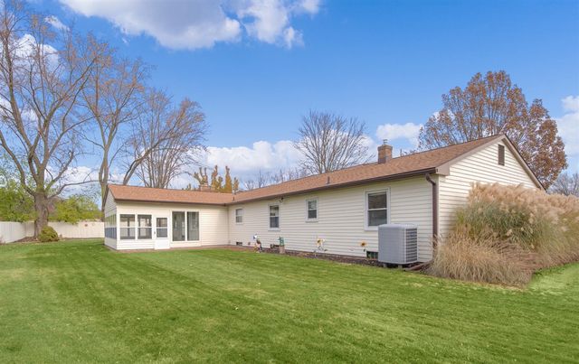 3031 Chamberlain Court, Grand Rapids, MI 49508