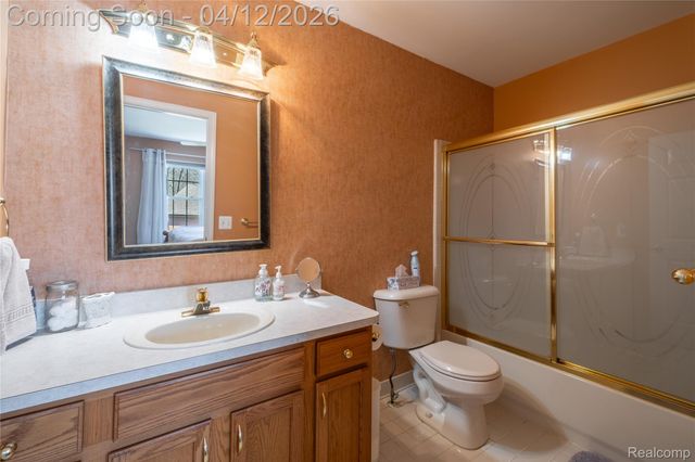 10381 Champions Circle, Grand Blanc Charter Township, MI 48439