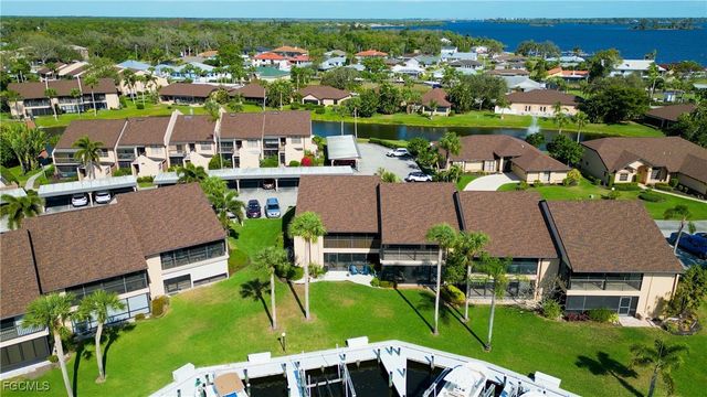 15489 Admiralty CIR 3, North Fort Myers, FL 33917