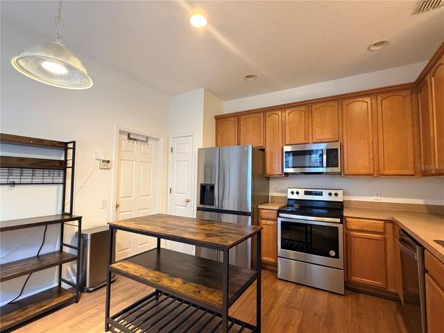 4212 BISMARCK PALM DRIVE, Tampa, FL 33610