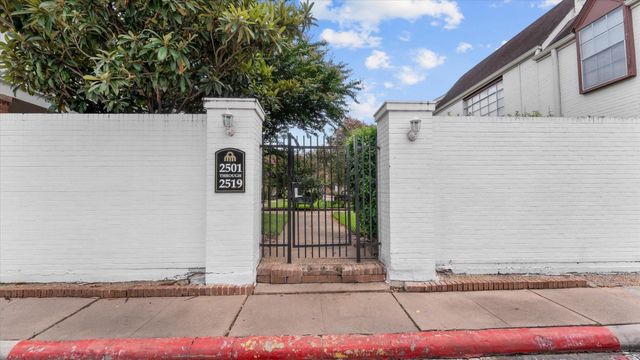 2507 Marilee Lane 1, Houston, TX 77057