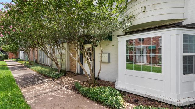 2507 Marilee Lane 1, Houston, TX 77057