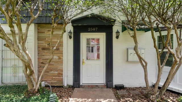 2507 Marilee Lane 1, Houston, TX 77057