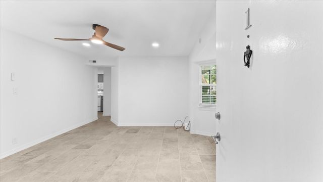 2507 Marilee Lane 1, Houston, TX 77057