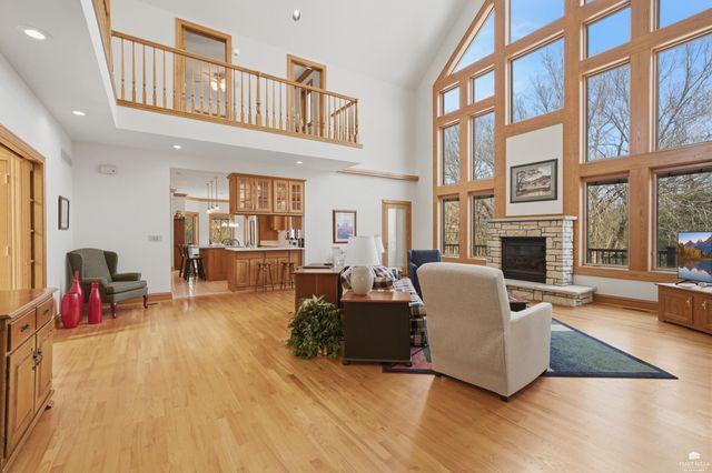 1608 Oakridge Drive, Junction City, KS 66441