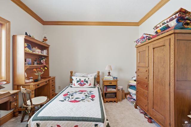 1608 Oakridge Drive, Junction City, KS 66441