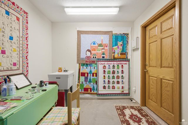 1608 Oakridge Drive, Junction City, KS 66441