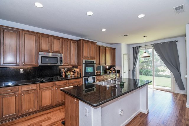 4812 Coppola Cir, Elk Grove, CA 95757