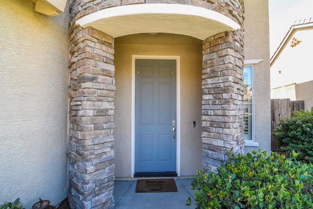 4812 Coppola Cir, Elk Grove, CA 95757
