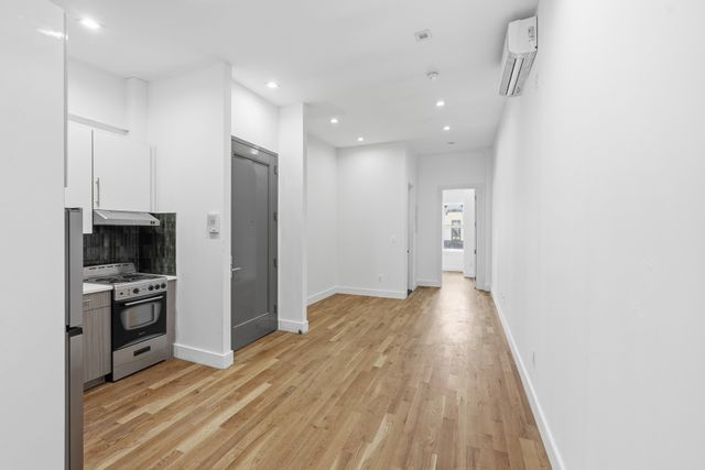 326 IRVING Avenue, New York City, NY 11237