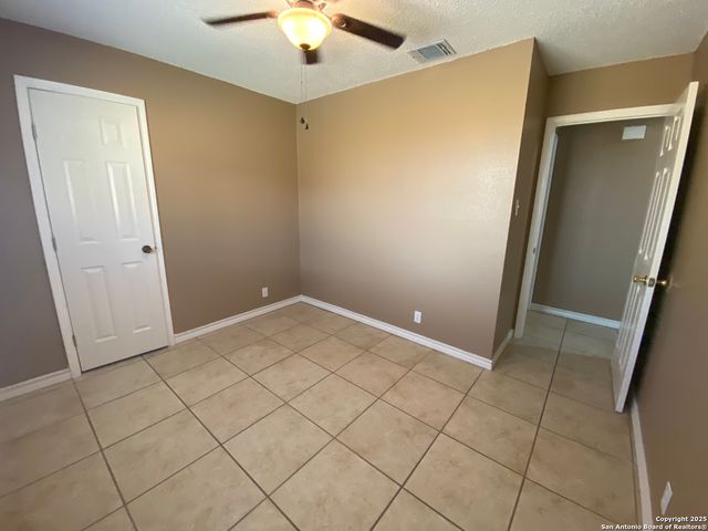 8406 forest ridge, San Antonio, TX 78239
