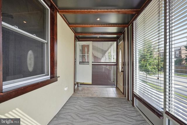 300 NUTT RD, Phoenixville, PA 19460