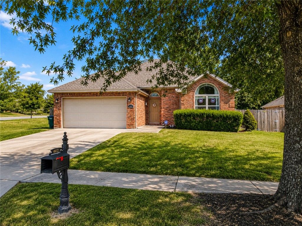 3682 W Grouse Road, Fayetteville, AR 72704