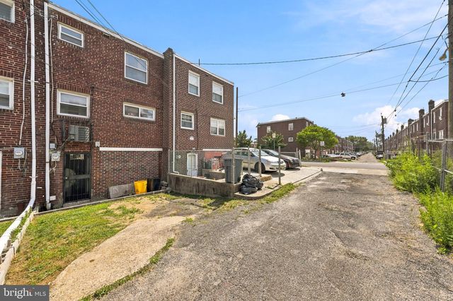 431 RARITAN ST, Camden, NJ 08105