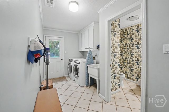 7 Fletcher Lane, Savannah, GA 31411