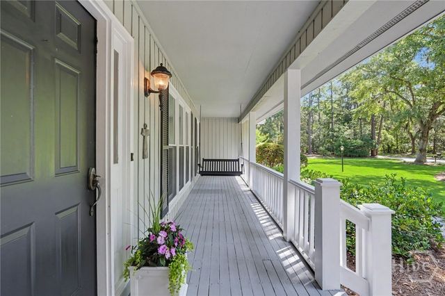 7 Fletcher Lane, Savannah, GA 31411