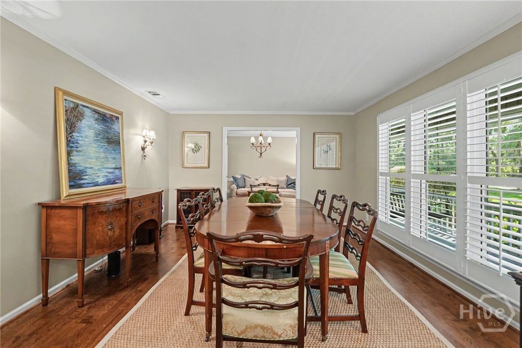 Image 12 of property listing at 7 Fletcher Lane, Savannah, GA 31411