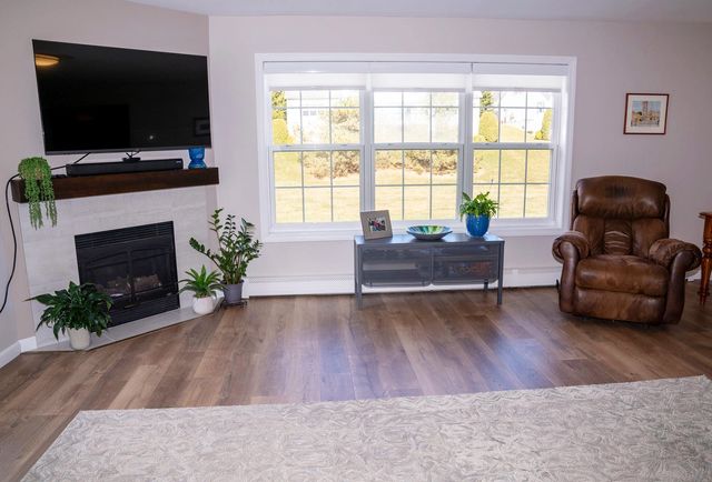 34 Lavoie Drive, Essex Junction, VT 05452